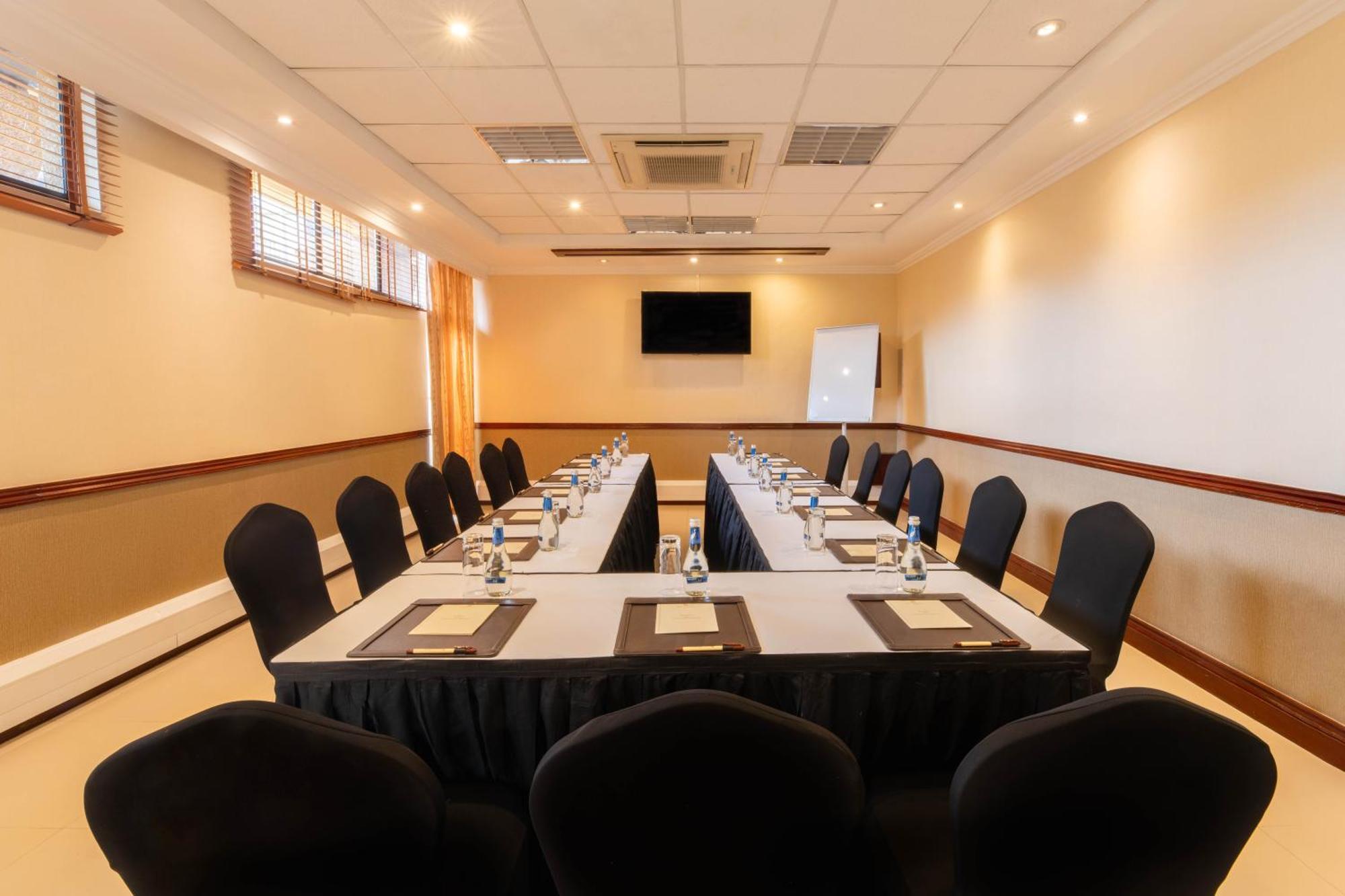 Kigali Serena Hotel Dış mekan fotoğraf